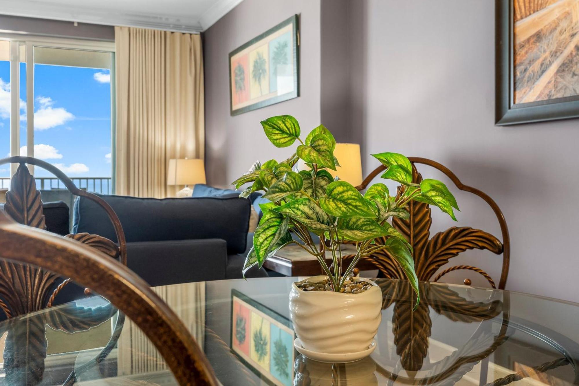 Ocean Reef Beach Resort! Beach Front! Free Seasonal Beach Chairs! By Dolce Vita Getaways Pcb Panama City Beach Extérieur photo
